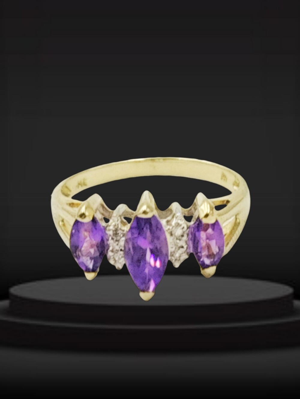 AV 14k Gold Ring | Marquis Cut Amethyst Gemstones & Round Cut Diamonds Sz 6.5
